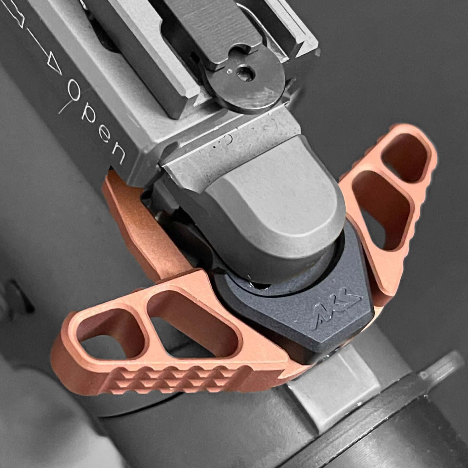 AKS Ambidex Charging Handle MR 308 A.C.H. - red